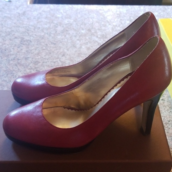 Jessica Simpson red heels size 8 - Picture 2 of 4
